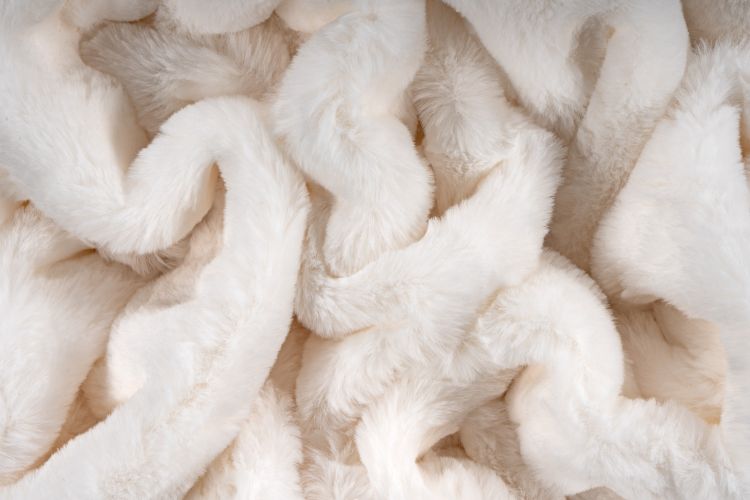 Lalee Kuscheldecke Heaven ivory 150 x 200 cm